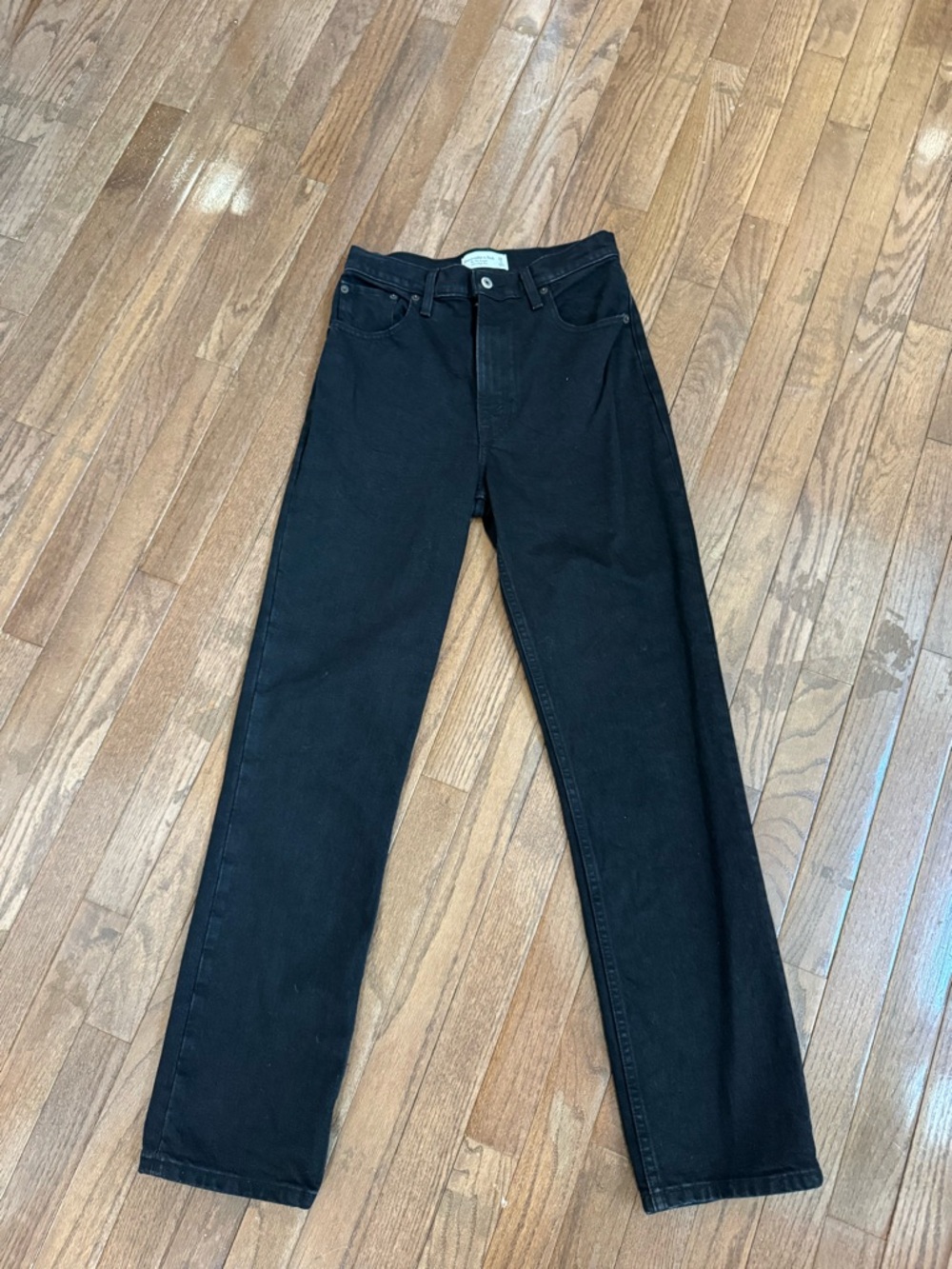 UNWORN Abercrombie & Fitch Women's 90s Straight Ultra High Rise Black Jeans